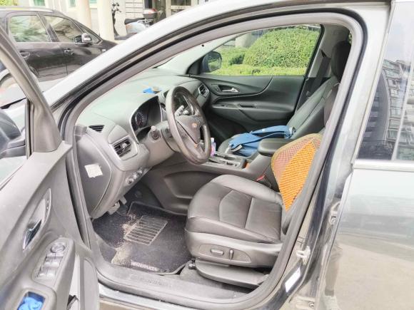 [上海·沪H] 二手雪佛兰探界者2018款 550T 自动四驱拓界版