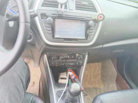 [深圳·粤B] 二手铃木锋驭2014款 1.6L 手动两驱精英型