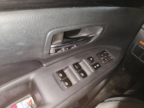 [武汉·鄂A] 二手三菱欧蓝德2016款 2.4L 四驱精英版 5座