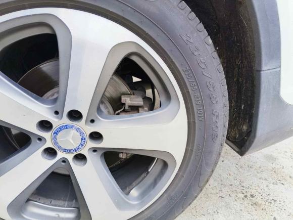 [无锡·苏B] 二手奔驰奔驰GLC2017款 GLC 300 4MATIC 动感型