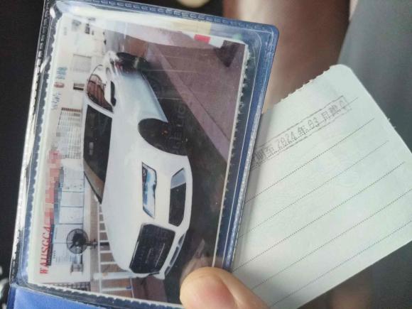 [上海·粤M] 二手奥迪奥迪A72012款 3.0TFSI quattro舒适型