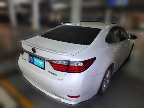 [上海·沪G] 二手雷克萨斯雷克萨斯ES2013款 300h 豪华版