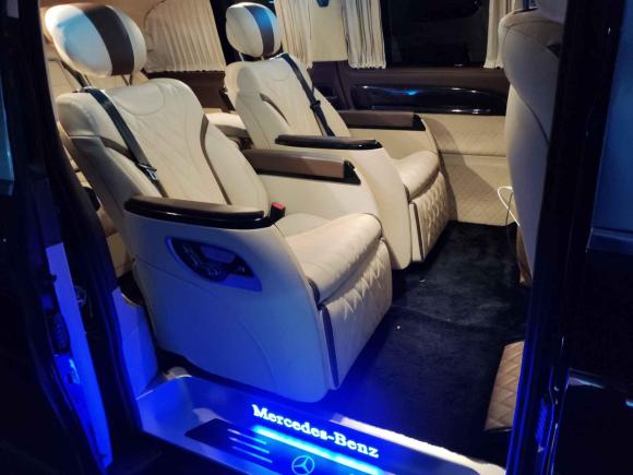 [青岛·鲁B] 二手奔驰威霆2021款 2.0T 精英版 7座