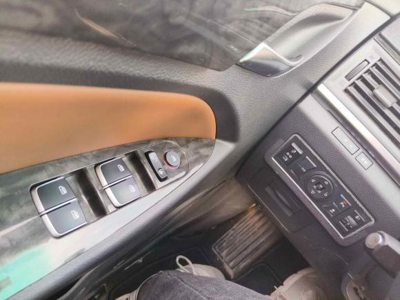 [上海·沪A] 二手比亚迪秦新能源2018款 1.5T 智联尊贵型