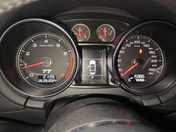 [上海·沪K] 二手奥迪奥迪TT2011款 TT Coupe 2.0TFSI