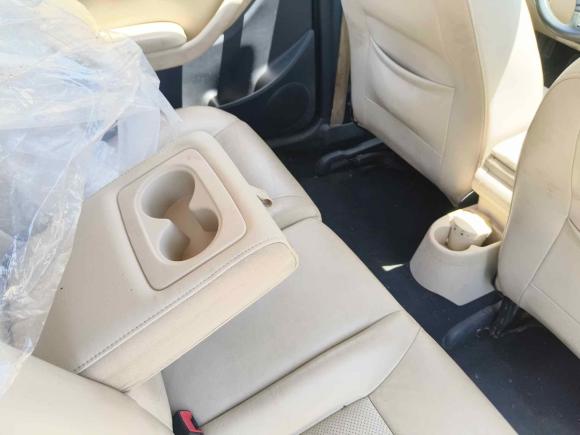 [上海·苏F] 二手大众朗逸2011款 1.6L 自动品雅版