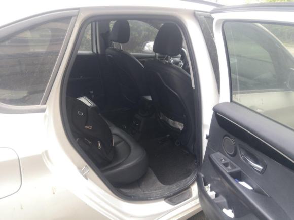 [上海·豫K] 二手宝马宝马2系旅行车2016款 218i 运动设计套装