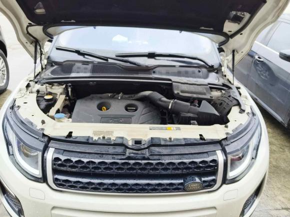 [上海·鄂A] 二手路虎揽胜极光2016款 2.0T SE PLUS 智享版