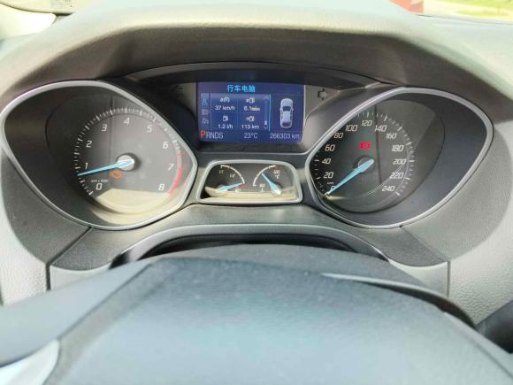 [苏州·苏E] 二手福特福克斯2012款 两厢 2.0L 自动豪华运动型