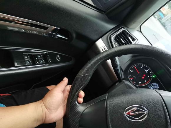 [上海·豫K] 二手陆风陆风X82018款 2.0T 柴油4X4豪华型