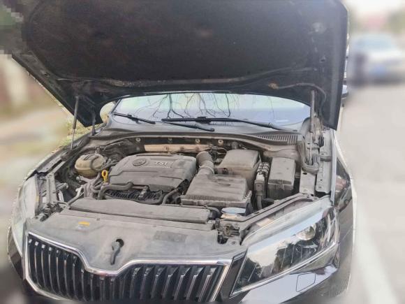 [南昌·赣A] 二手斯柯达速派2016款 TSI330 DSG智行版