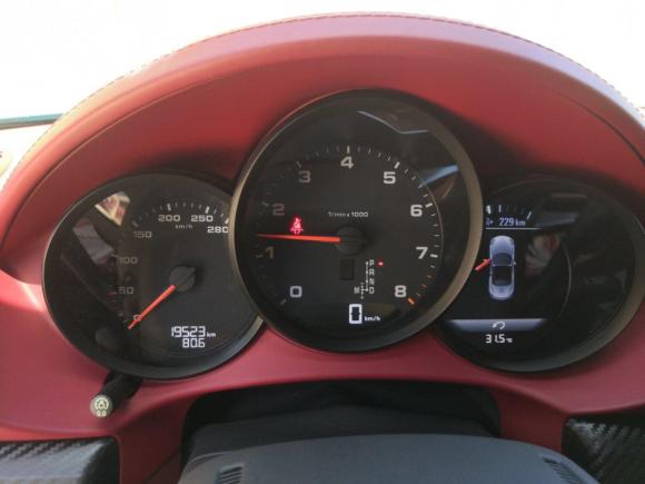 [上海·沪D] 二手保时捷保时捷7182018款 Boxster 2.0T