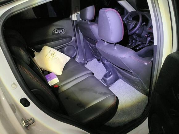 [深圳·粤B] 二手本田缤智2017款 1.8L CVT两驱先锋型