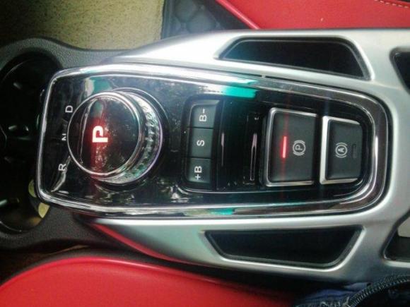 [上海·沪A] 二手北京汽车北京EX32019款 R600 劲风版