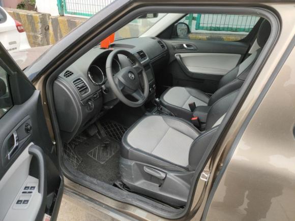 [上海·沪F] 二手斯柯达Yeti2017款 TSI280 DSG前行版