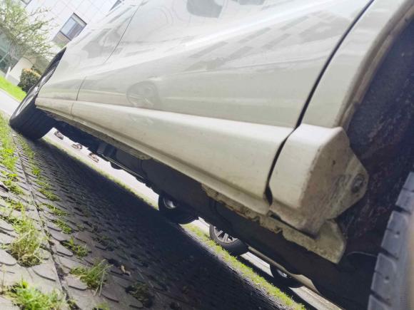 [成都·川A] 二手比亚迪比亚迪M62013款 2.4L 手动尊贵型