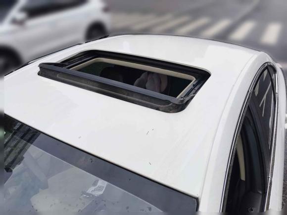 [成都·川A] 二手别克威朗2017款 三厢 15S 自动领先型