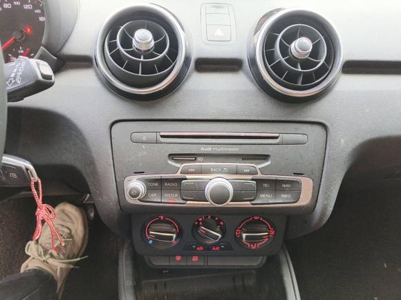 [上海·沪L] 二手奥迪奥迪A12016款 30 TFSI Sportback Design风尚版