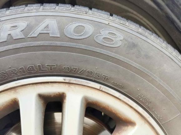 [上海·沪E] 二手日产日产NV2002011款 1.6L 232座 尊雅型