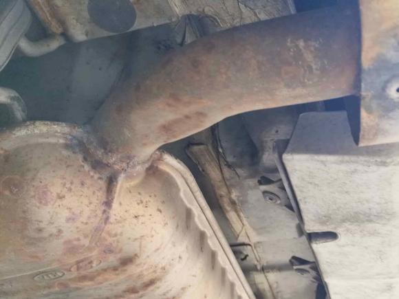 [青岛·鲁B] 二手起亚狮跑2013款 2.0L 自动两驱版GLS