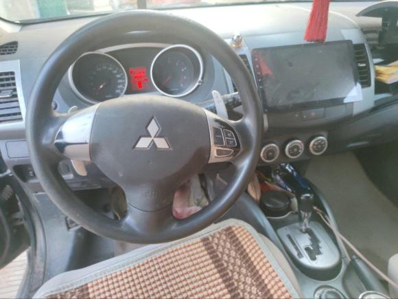 [义乌·浙G] 二手三菱欧蓝德2010款 劲界 2.0 运动版