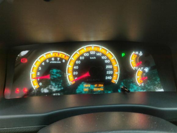 [武汉·鄂A] 二手比亚迪比亚迪F32014款 1.5L 自动豪华型