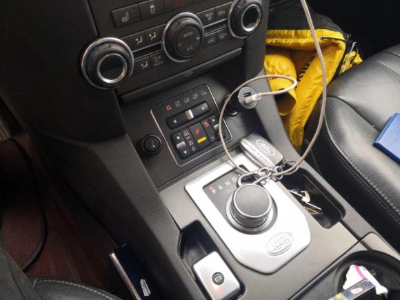 [义乌·浙G] 二手路虎发现2013款 3.0 SDV6 HSE 柴油版