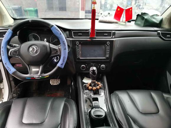 [西安·陕A] 二手东风风光风光5802017款 1.5T CVT舒适型