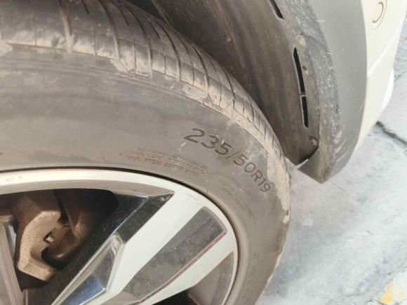 [南京·苏A] 二手大众途观L2022款 330TSI 自动两驱R-Line越享版