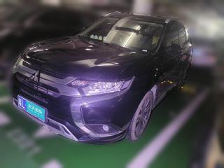 三菱欧蓝德2021款 2.0L 两驱畅享版 5座「深圳二手车」「天天拍车」