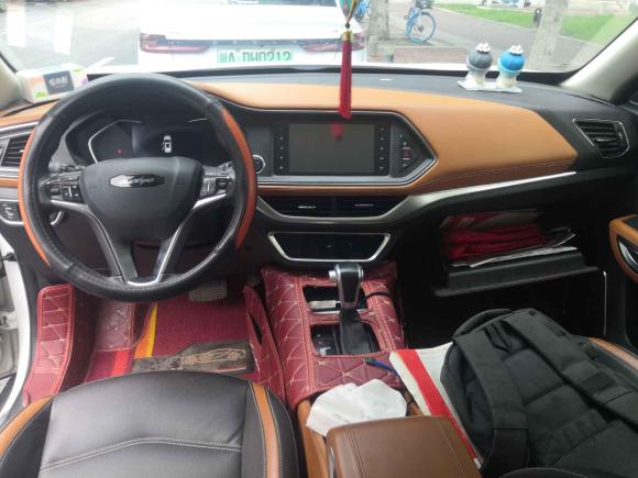 [成都·川M] 二手众泰众泰T3002017款 1.5T CVT尊贵型