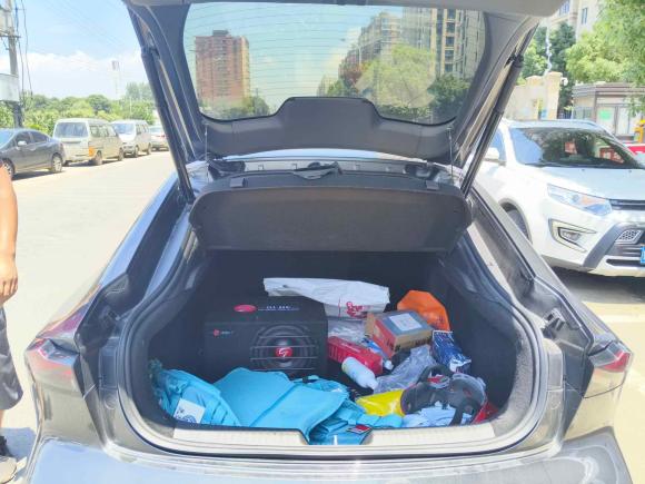 [苏州·苏U] 二手长安长安UNI-V2022款 1.5T 尊贵型