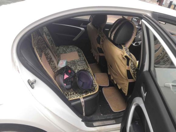 [金华·浙G] 二手吉利汽车帝豪2016款 三厢 1.5L CVT向上版