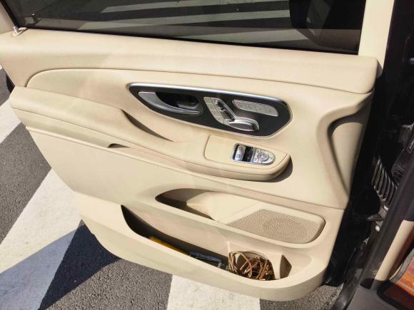 [青岛·鲁U] 二手奔驰奔驰V级2016款 V 260 领航版