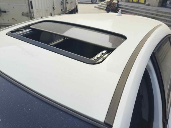 [济南·黑C] 二手雪佛兰科鲁兹2013款 掀背 1.6L 手动豪华型