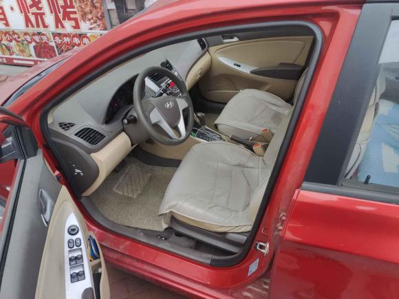 [南通·苏A] 二手现代瑞纳2010款 三厢 1.4L 自动舒适型GS