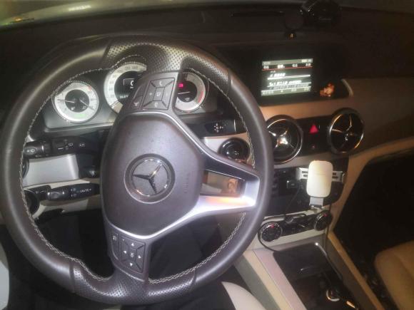 [深圳·粤B] 二手奔驰奔驰GLK级2013款 GLK 300 4MATIC 动感天窗型