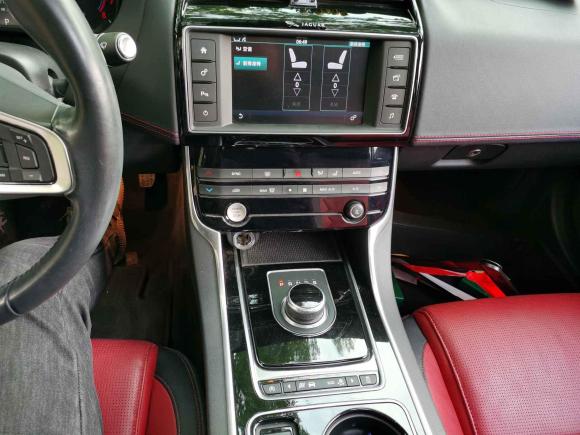 [上海·皖A] 二手捷豹捷豹XE2015款 2.0T 200PS R-Sport