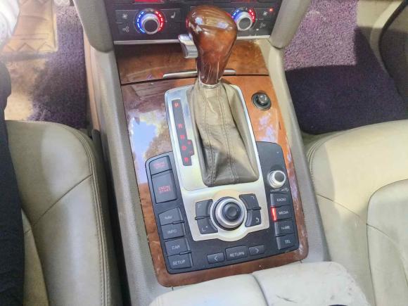 [上海·沪H] 二手奥迪奥迪Q72007款 3.6 FSI quattro 豪华型