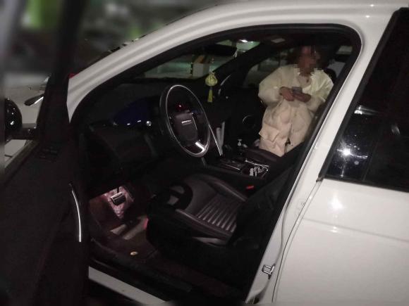 [成都·川S] 二手路虎发现运动版2020款 249PS R-Dynamic 性能版