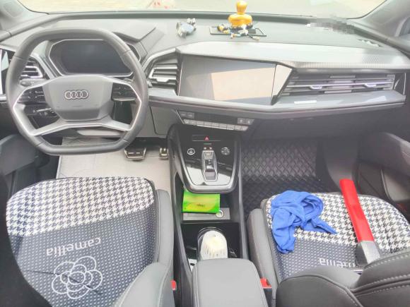 [南昌·赣A] 二手奥迪奥迪Q4 e-tron2023款 40 e-tron 创境版