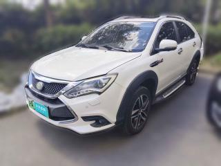 比亚迪唐新能源2015款 2.0T 四驱旗舰型
