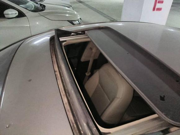 [南昌·赣A] 二手别克君威2015款 2.0L 领先时尚型