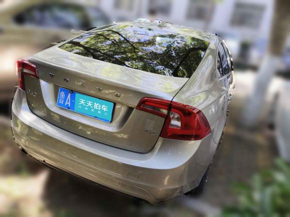 [济南·鲁A] 二手沃尔沃沃尔沃S602014款 T5 智逸版
