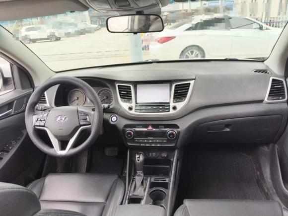 [芜湖·皖B] 二手现代途胜2015款 1.6T 双离合两驱智能型