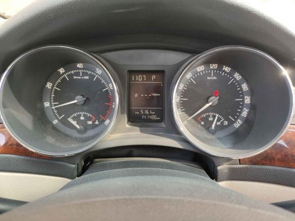 [上海·陕E] 二手斯柯达昊锐2009款 1.8TSI 自动优雅版