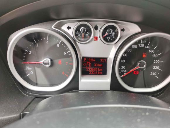 [温州·鲁B] 二手福特福克斯2013款 两厢经典 1.8L 自动基本型