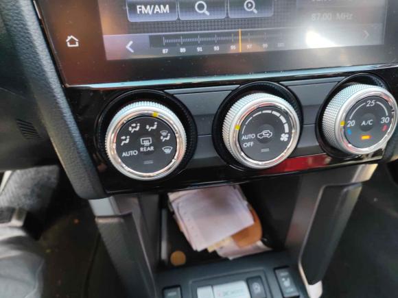 [上海·沪D] 二手斯巴鲁森林人2016款 2.0i 时尚导航版