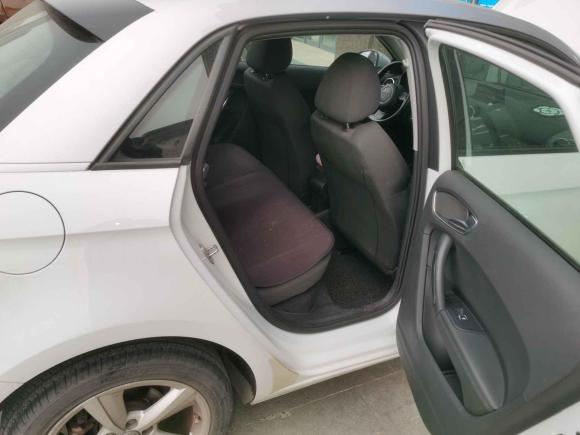 [武汉·鄂A] 二手奥迪奥迪A12016款 30 TFSI Sportback Design风尚版