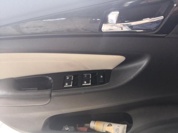 [南京·苏A] 二手长安凯程长安欧尚A6002016款 1.5L 手动豪华型7座